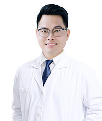 21034303.jpg 黄文华.jpg